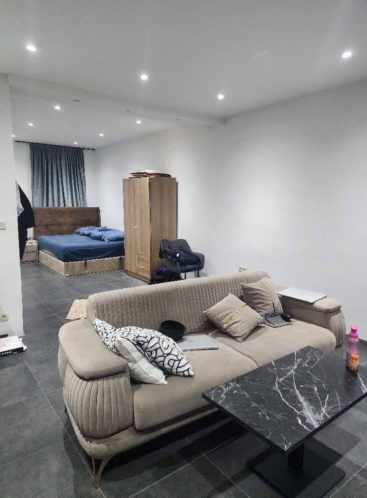 Studio meublé - Image 2